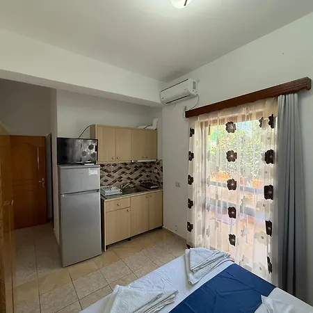 Grandmas 招待所 *